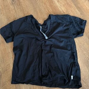 Black V-Neck T-Shirt Vuori